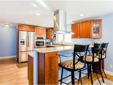 124 Greenwood Ln, Waltham, MA 02451 - photo 3