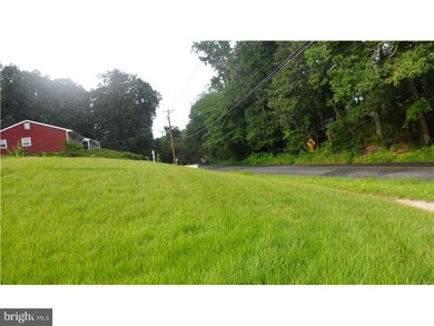 173 Bells Lake Rd, Blackwood, NJ 08012 - photo 2