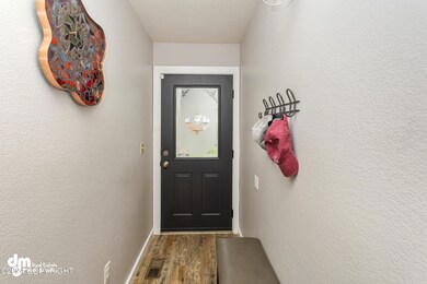 06-front entry_IMG_9437