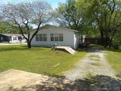 932 W 137th Place, Glenpool, OK 74033 - photo 3
