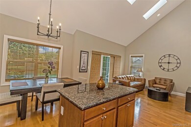 112 Maya Cir, Central Islip, NY 11722 - photo 6