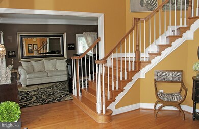 15735 Spyglass Hill Loop, Gainesville, VA 20155 - photo 5