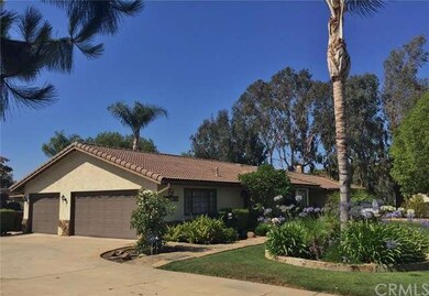 3 car Garage with direct access to indoor laundry 