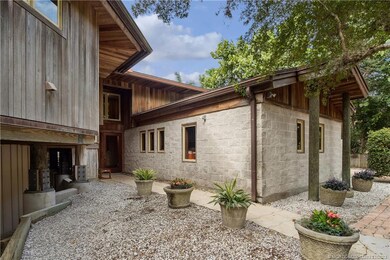 Exterior Front Entry