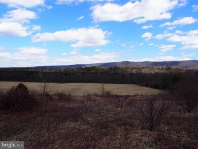 0 Puffenburger unit 1000088937, Hedgesville, WV 25427 - photo 2