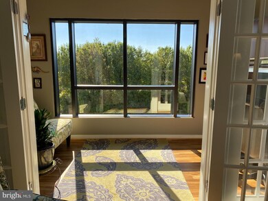 8980 Fascination Ct unit 315, Lorton, VA 22079 - photo 2