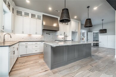 504 SW Autumn Hills Rd, Bentonville, AR 72712 - photo 4