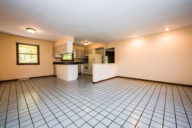 Carey_Mission-living_kitchen[1]