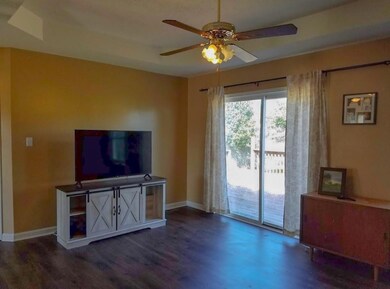 1026 Ravenwood Dr, Lawrenceburg, KY 40342 - photo 3