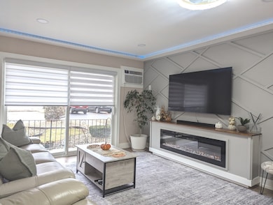 11245 S Harlem Ave unit A12, Worth, IL 60482 - photo 3