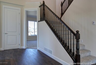 Staircase-Photo Similar