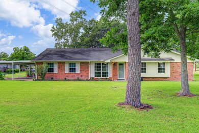 17102 Herridge Rd unit 827, Pearland, TX 77584 - photo 2