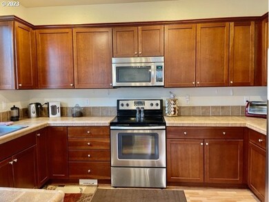 Kitchen/Outside