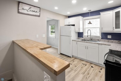 1709 13th Ave S, Fargo, ND 58103 - photo 5