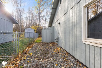 Side Yard_KI_19-SMALL