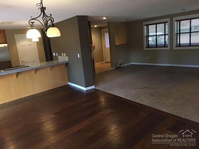 19740 Jade Ct, Bend, OR 97702 - photo 7