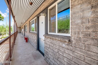 4-web-or-mls-821 N 3rd St-4