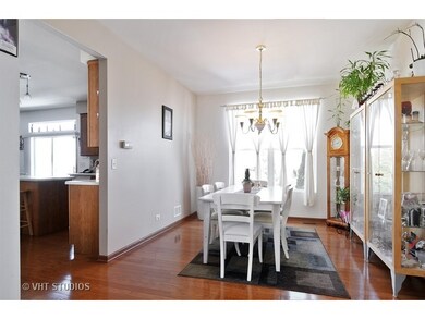 24327 Walnut Cir, Plainfield, IL 60585 - photo 4