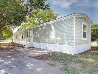 1001 E Macarthur Rd unit Lot 339, Wichita, KS 67216 - photo 5