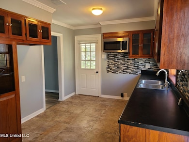 321 Moody St, Picayune, MS 39466 - photo 5