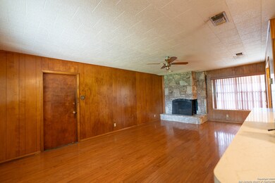 4614 Lock Lomond Ln, San Antonio, TX 78220 - photo 3