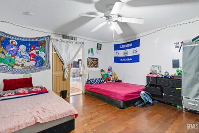 4508 Axminster St, Bakersfield, CA 93307 - photo 7