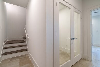 4214 Schuler St unit A, Houston, TX 77007 - photo 2