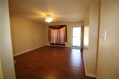 Den/Living Room
