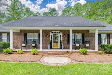 111 Dixie Dr, Springfield, GA 31329 - photo 3