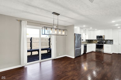 301 W Pierce St, Whitestown, IN 46075 - photo 7