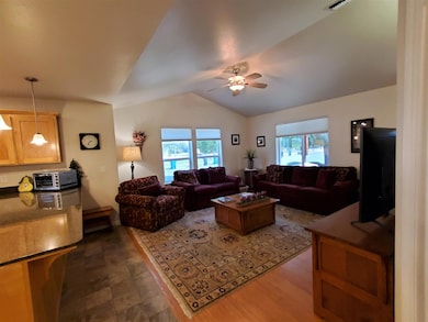 1187 SW Derek Ln, Grants Pass, OR 97527 - photo 6