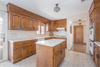 24 Carpenters Brook Rd, Greenwich, CT 06831 - photo 7