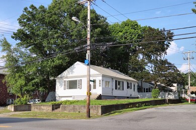 592 S Union St, Lawrence, MA 01843 - photo 4