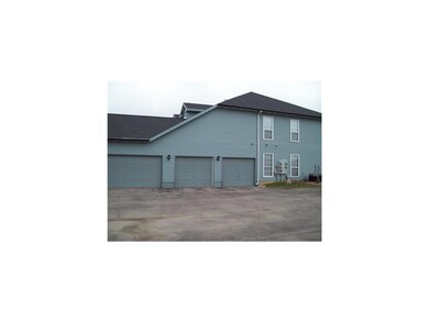 Garage. Middle single stall