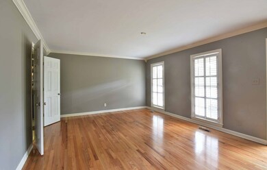 1813 W Lakeridge Dr, Albany, GA 31707 - photo 4