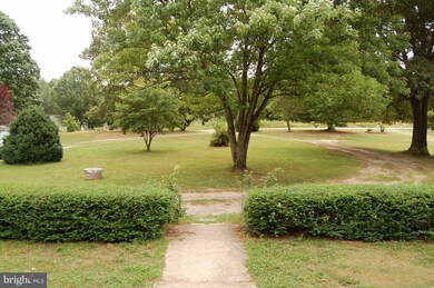 9200 Thornton Rolling Rd, Fredericksburg, VA 22408 - photo 4