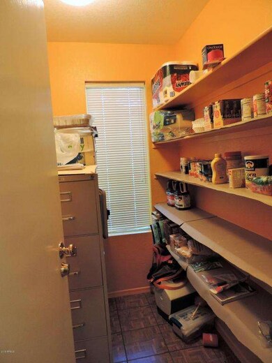 Walk-in Pantry