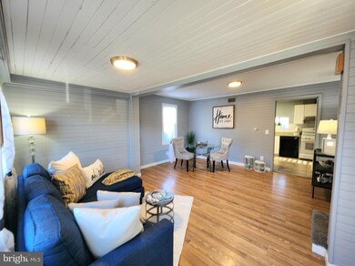 7305 Green Acres Dr, Glen Burnie, MD 21060 - photo 4