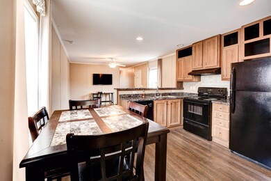 4 Pinto Ln, Londonderry, NH 03053 - photo 6