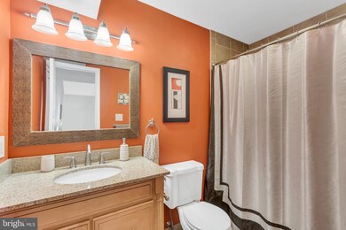 205 Loring Ct unit 205, Sewell, NJ 08080 - photo 6