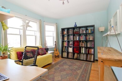 6336 N Rockwell St unit 3, Chicago, IL 60659 - photo 4