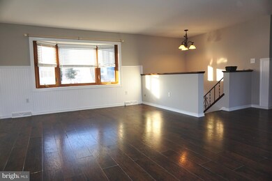 1317 Chalet Dr, Wilmington, DE 19808 - photo 3