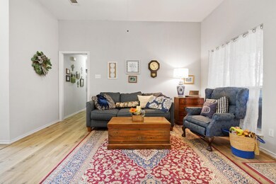 1312 Mcanear Ct, Cleburne, TX 76033 - photo 6