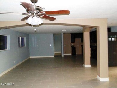 827 S Allen Cir, Mesa, AZ 85204 - photo 2