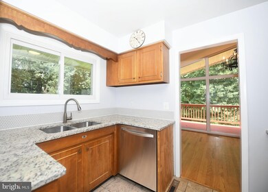 1319 Denby Rd, Towson, MD 21286 - photo 2