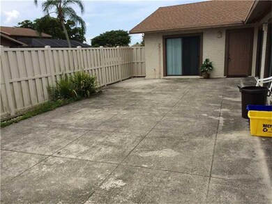 9844 Boca Gardens Cir N unit C, Boca Raton, FL 33496 - photo 2