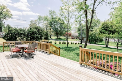 3932 Whitemarsh Ln, Edgewater, MD 21037 - photo 6