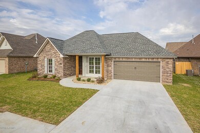 St. Michael French l-8553