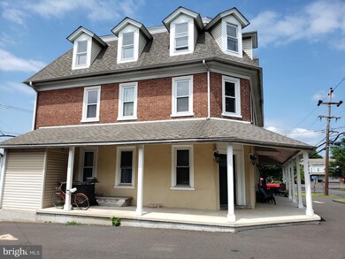 4894 Old Easton Rd unit 2, Doylestown, PA 18902 - photo 2