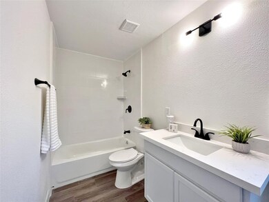 3213 12th St, Bay City, TX 77414 - photo 7